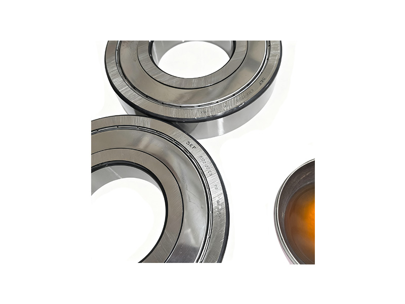 تحمل كرة القفز العميق 6322-2Z/C3-SKF.