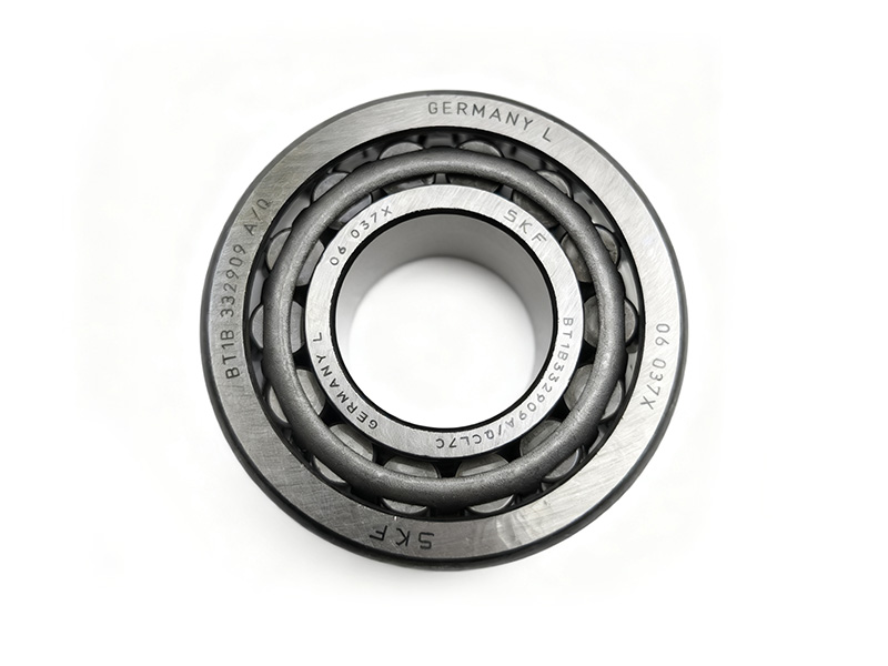 المحامل الاسطوانية المدببة BT1B 332909A/QCL7C-SKF.