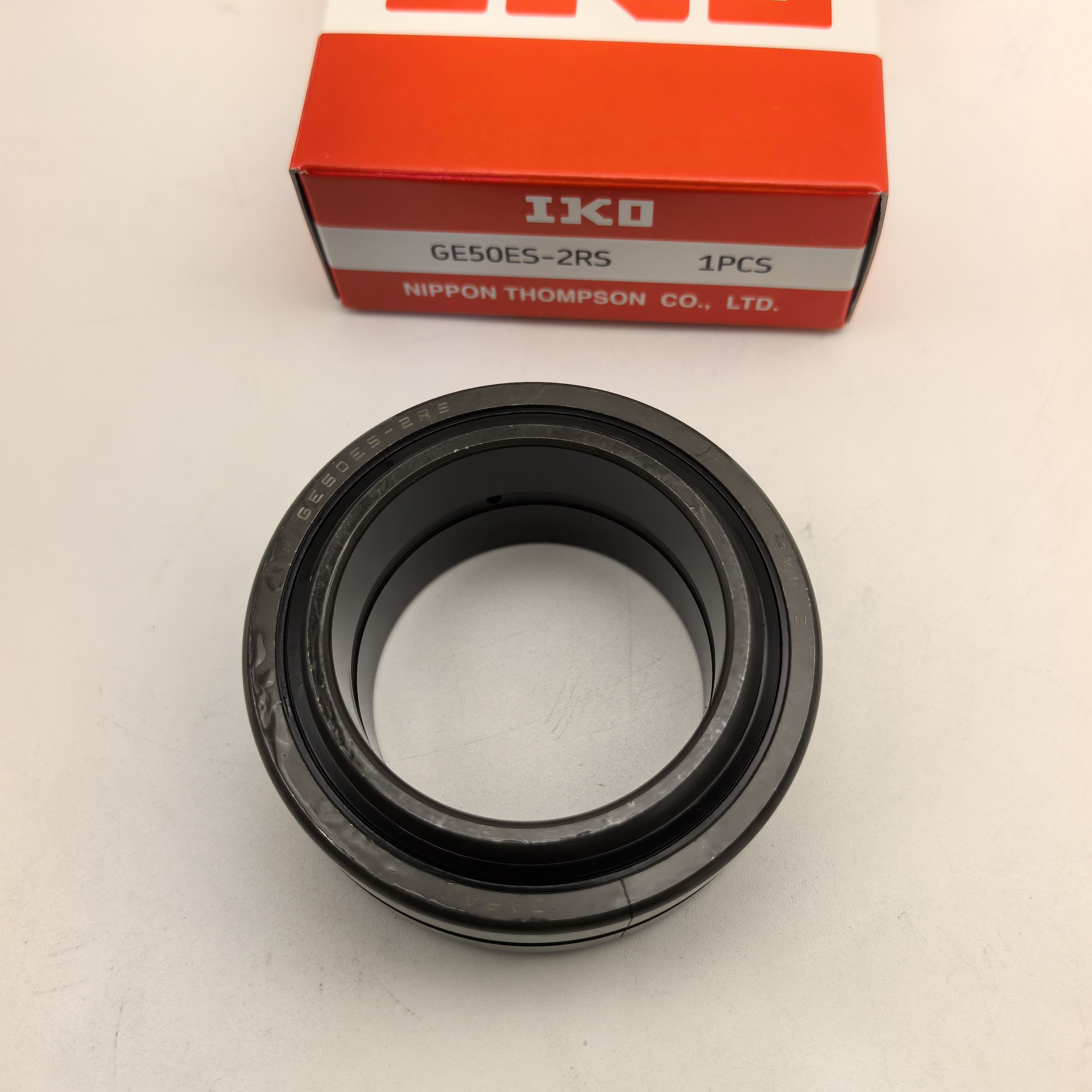Sphercial عادي المحامل GE50ES-2RS IKO.